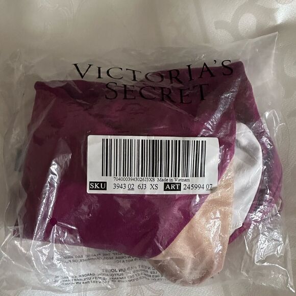 PINK Victoria's Secret Purple Deep V-Neck Halter One Piece Swimsuit size S/P - Picture 9 of 9